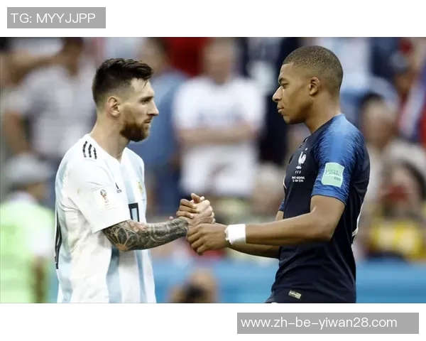 全球足坛一号球星是谁 他在历史上的地位如何影响足球发展